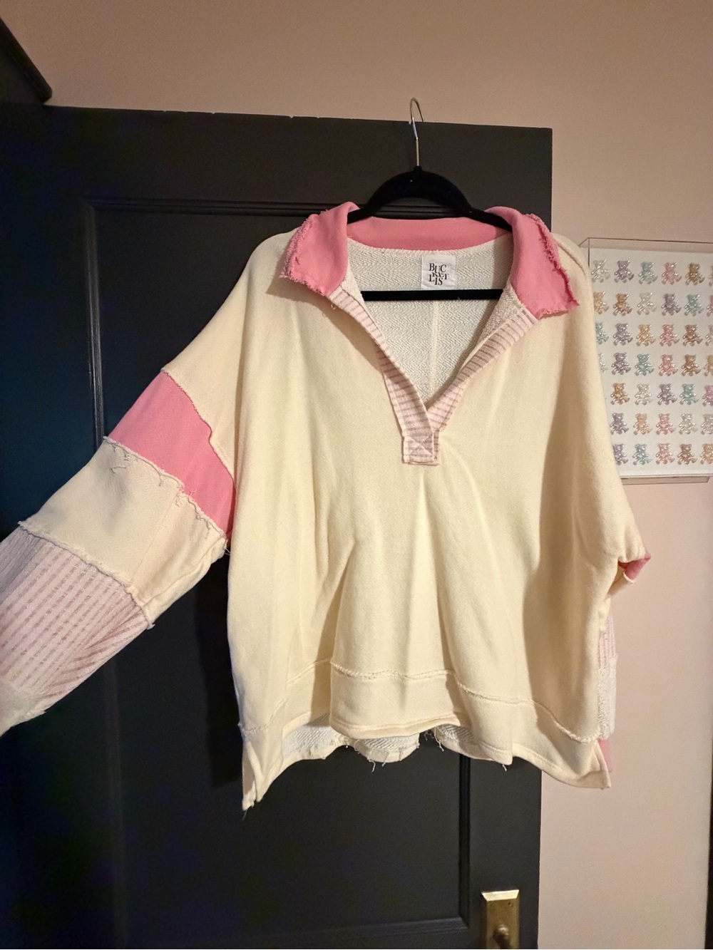 Bucketlist- Cream with Pink Accents